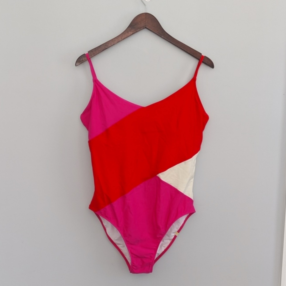 summersalt Colorblock One-Piece Swimsuit in Red, Hot Pink, Cream